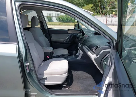 2016 Subaru Forester 2.5I Premium из США, поврежденный, VIN JF2SJADC0GH403957